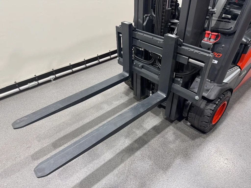 Frontstapler des Typs Linde 386 E 20 L-02, Gebrauchtmaschine in Culemborg (Bild 8)