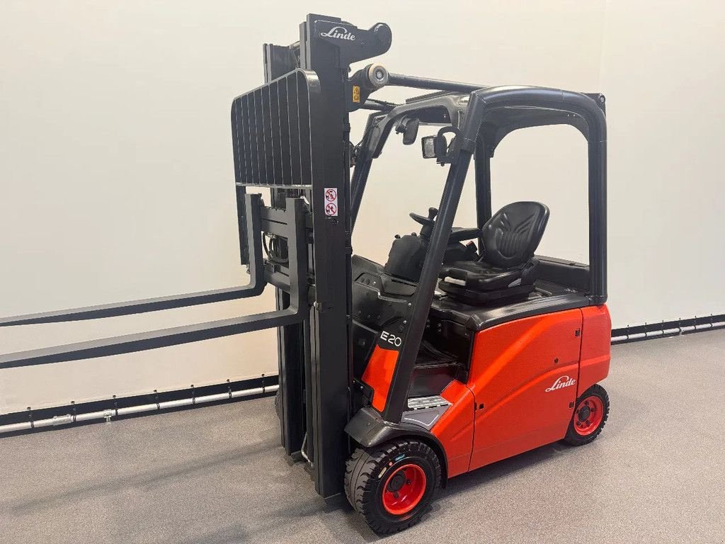 Frontstapler typu Linde 386 E 20 PH-01, Gebrauchtmaschine v Culemborg (Obrázek 11)