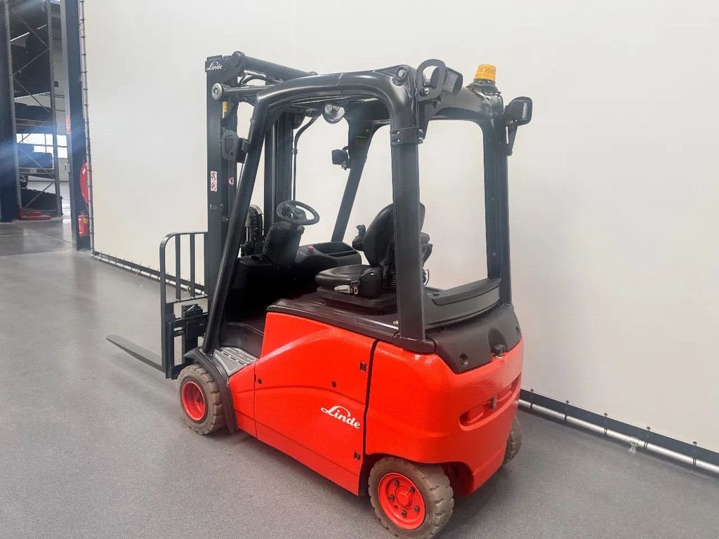 Frontstapler of the type Linde 386 E 20 PH-01, Gebrauchtmaschine in Culemborg (Picture 4)