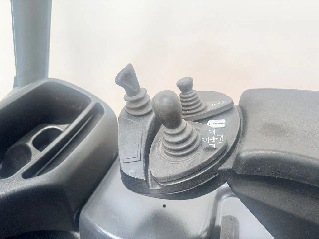 Frontstapler of the type Linde 386 E 20 PH-01, Gebrauchtmaschine in Culemborg (Picture 10)