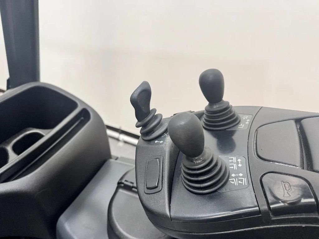 Frontstapler des Typs Linde 386 E 20 PH-02 Lion, Gebrauchtmaschine in Culemborg (Bild 9)