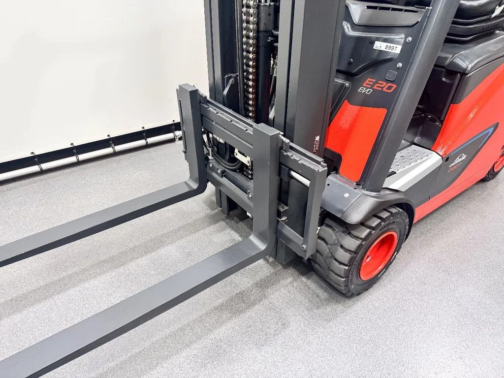 Frontstapler des Typs Linde 386 E 20 PH-02 Lion, Gebrauchtmaschine in Culemborg (Bild 11)