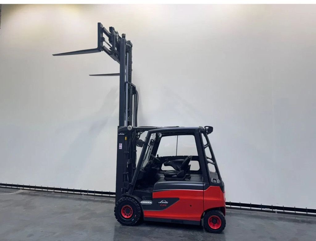 Frontstapler of the type Linde 387 E 25 L-01 inclusief nieuwe accu, Gebrauchtmaschine in Culemborg (Picture 11)