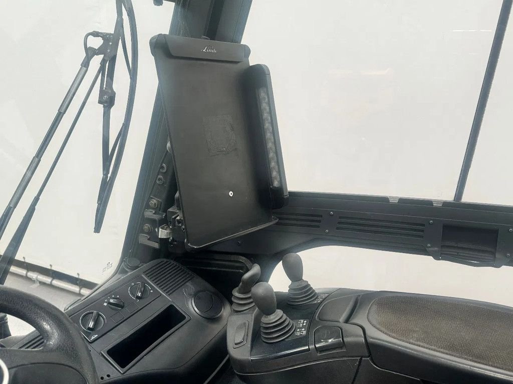 Frontstapler des Typs Linde 387 E 30 L-01 inclusief nieuwe tractie batterij, Gebrauchtmaschine in Culemborg (Bild 10)