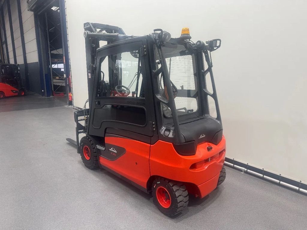 Frontstapler van het type Linde 387 E 30 L-01, Gebrauchtmaschine in Culemborg (Foto 4)