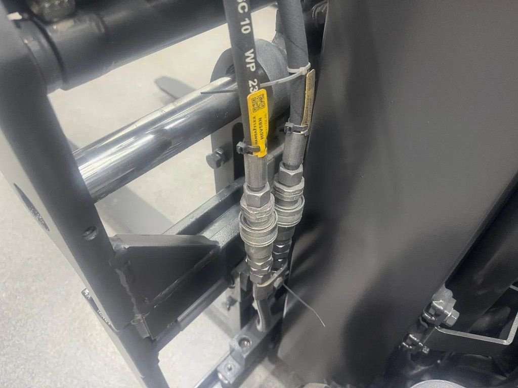 Frontstapler van het type Linde 387 E 30 L-01, Gebrauchtmaschine in Culemborg (Foto 11)