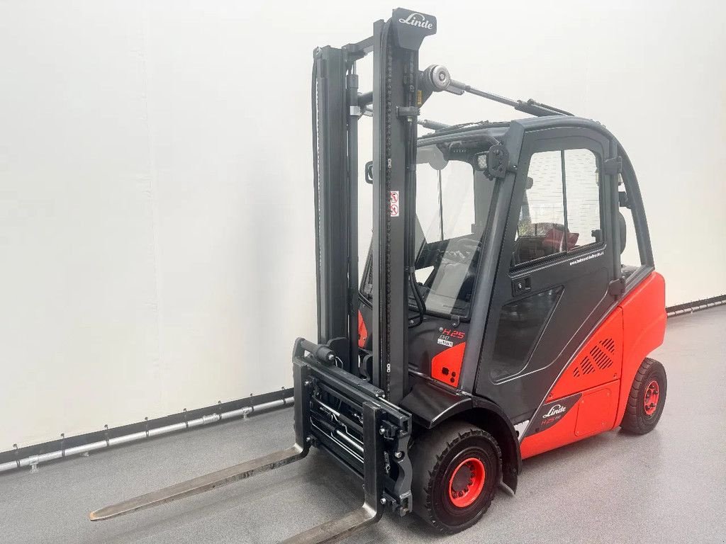 Frontstapler of the type Linde 392 H 25 D-02, Gebrauchtmaschine in Culemborg (Picture 9)