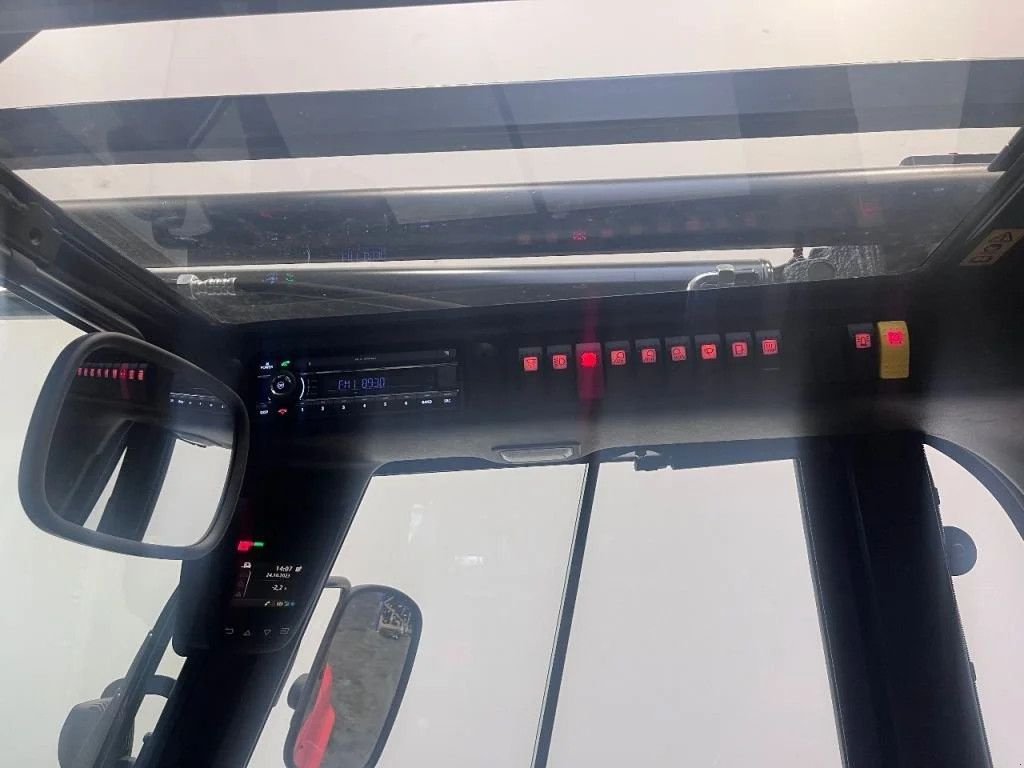 Frontstapler of the type Linde 396-03 H 80 D-03/900, Neumaschine in Culemborg (Picture 7)