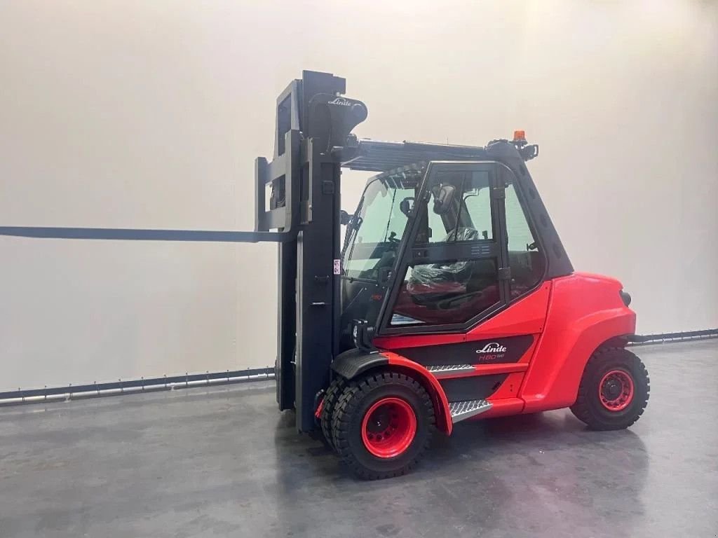 Frontstapler of the type Linde 396-03 H 80 D-03/900, Neumaschine in Culemborg (Picture 8)