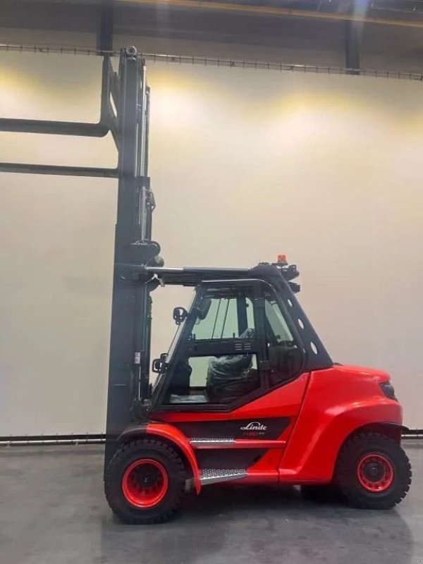 Frontstapler of the type Linde 396-03 H 80 D-03/900, Neumaschine in Culemborg (Picture 10)