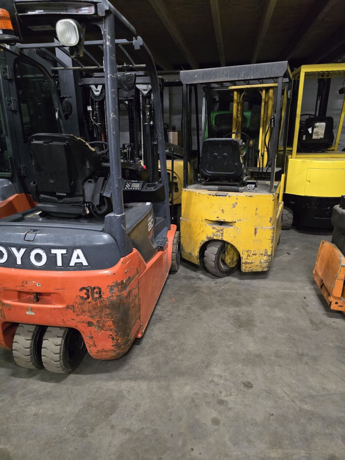 Frontstapler a típus Linde Diverse, Gebrauchtmaschine ekkor: Vlierden (Kép 2)