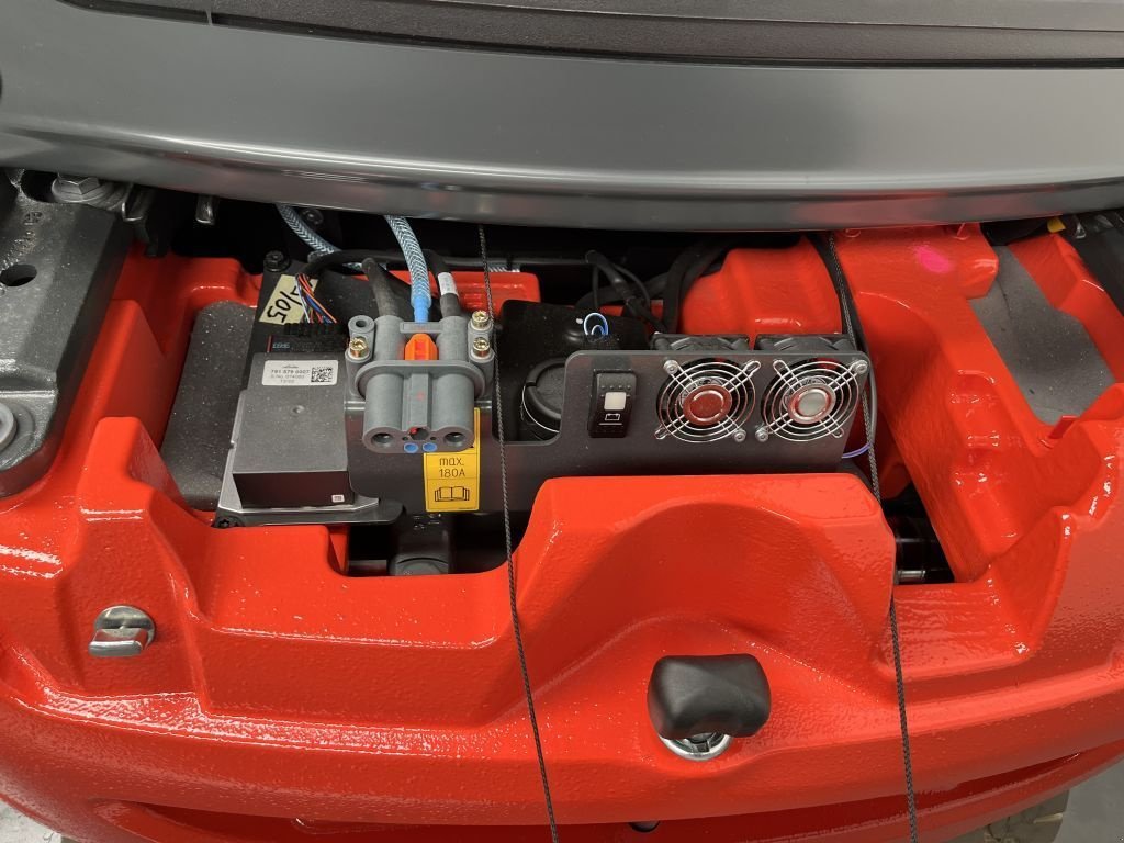 Frontstapler of the type Linde E 20 PL-02, Gebrauchtmaschine in Culemborg (Picture 5)