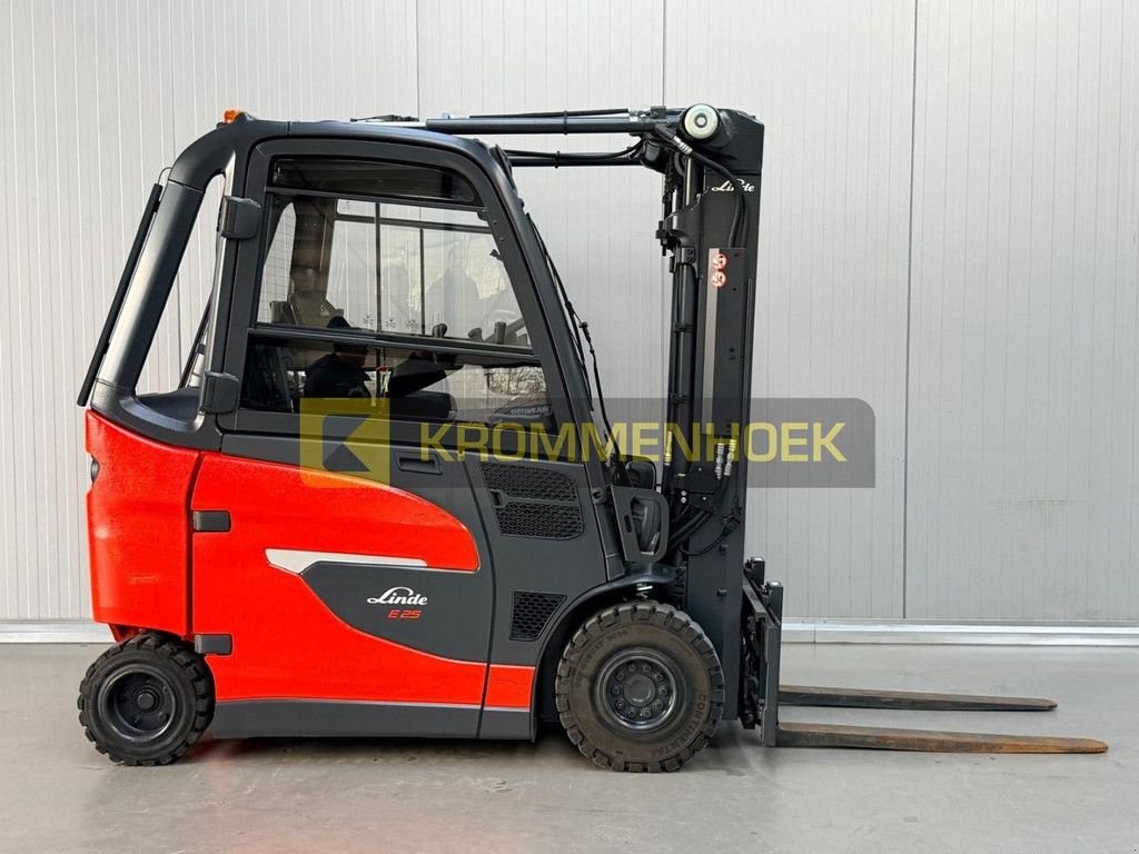 Frontstapler del tipo Linde E 25 H-01-600, Gebrauchtmaschine en Apeldoorn (Imagen 5)