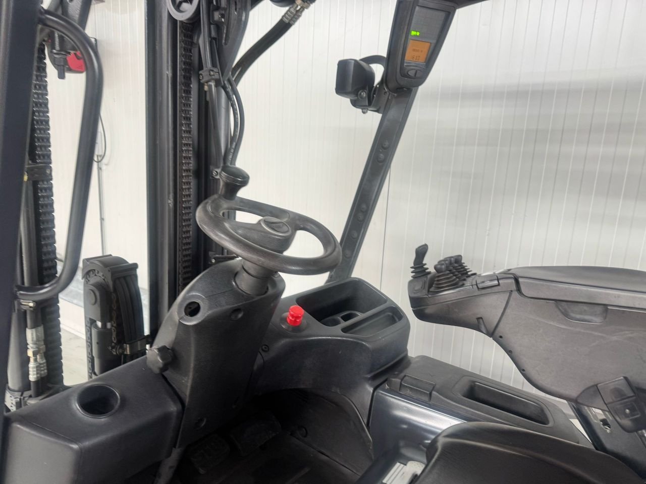 Frontstapler του τύπου Linde E 30-02/600, Gebrauchtmaschine σε Vianen (Φωτογραφία 5)