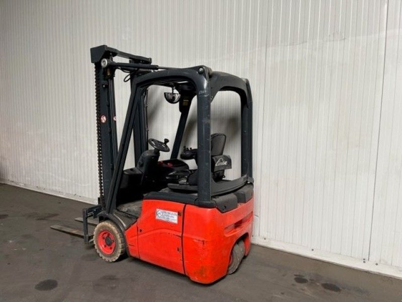 Frontstapler του τύπου Linde E12-01, Gebrauchtmaschine σε Emmeloord (Φωτογραφία 2)