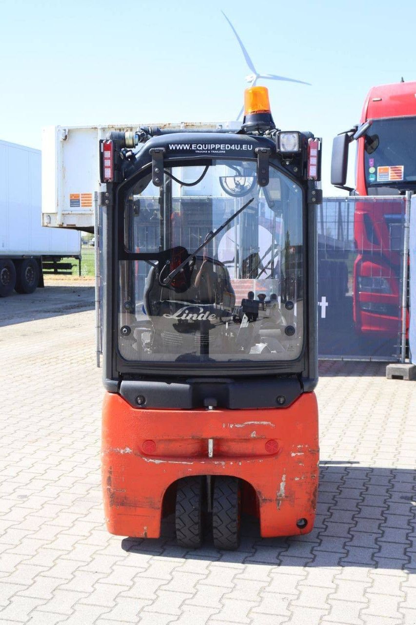 Frontstapler del tipo Linde E12-01, Gebrauchtmaschine en Antwerpen (Imagen 5)