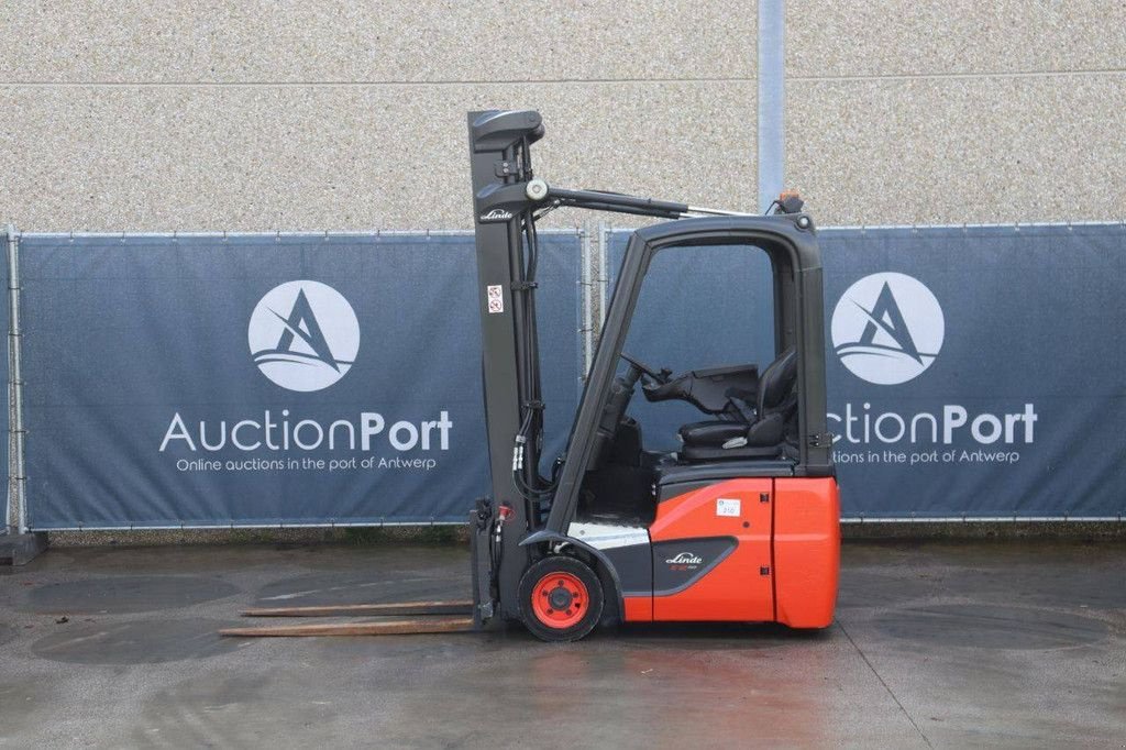 Frontstapler от тип Linde E12-02, Gebrauchtmaschine в Antwerpen (Снимка 2)