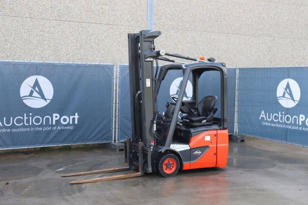 Frontstapler от тип Linde E12-02, Gebrauchtmaschine в Antwerpen (Снимка 10)