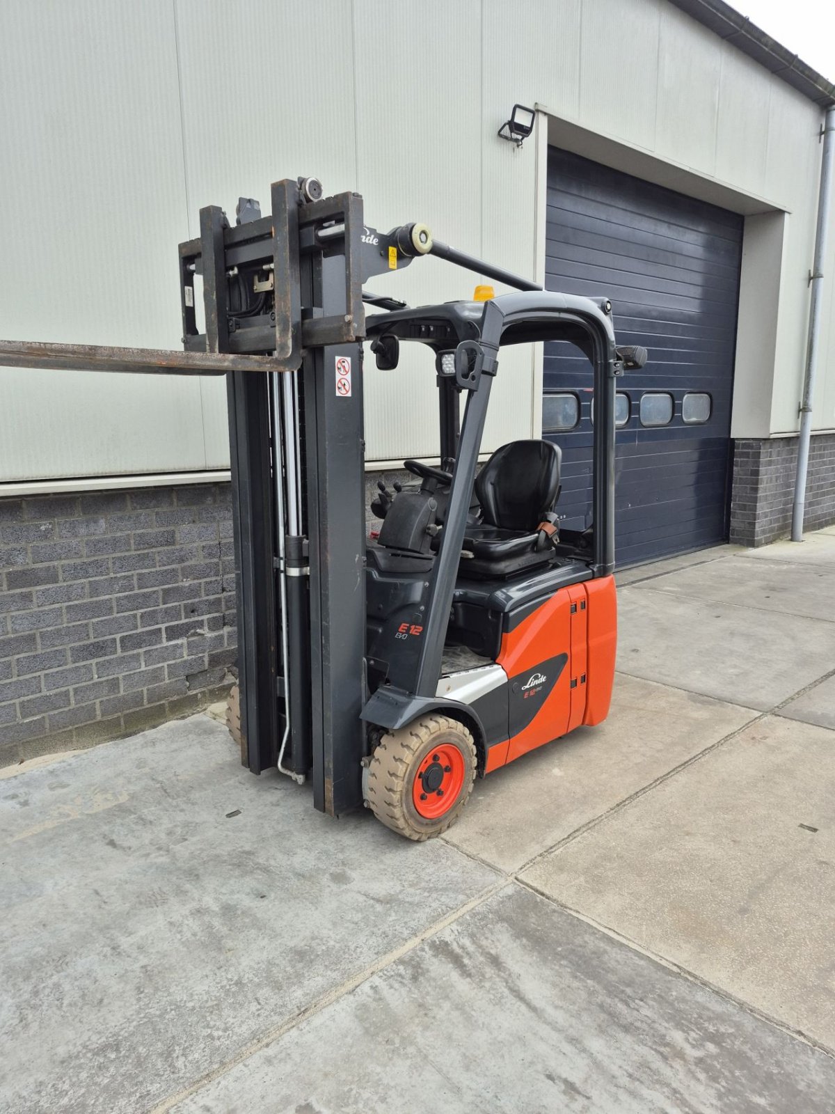 Frontstapler van het type Linde E12-02, Gebrauchtmaschine in Biddinghuizen (Foto 5)