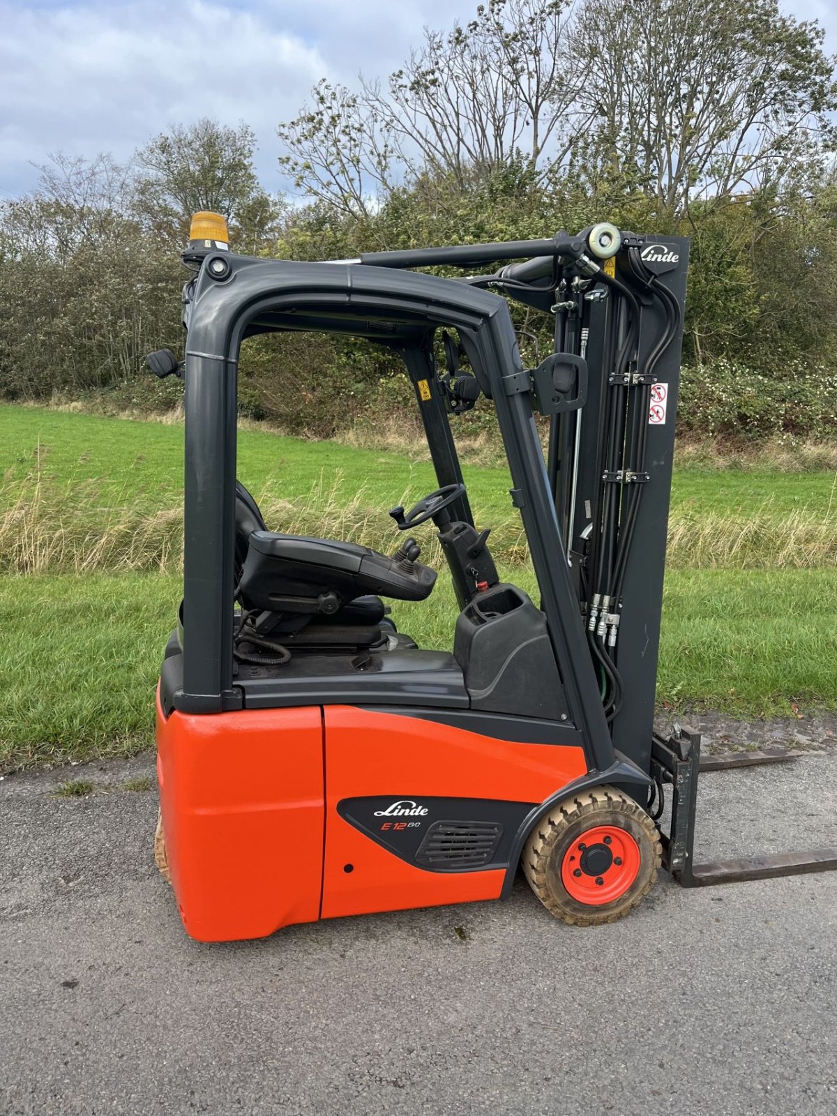 Frontstapler des Typs Linde E12 -02, Gebrauchtmaschine in Lelystad (Bild 10)