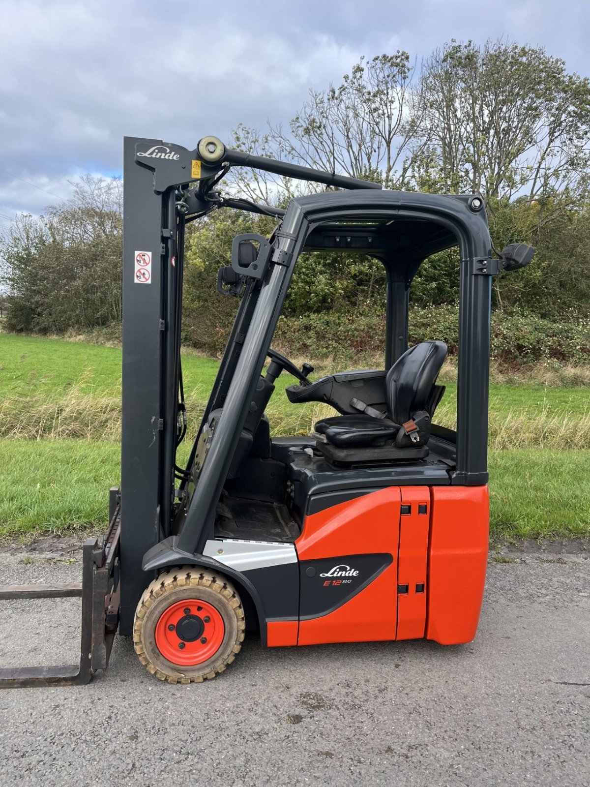 Frontstapler des Typs Linde E12 -02, Gebrauchtmaschine in Lelystad (Bild 7)