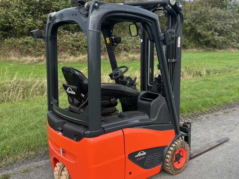 Frontstapler van het type Linde E12 -02, Gebrauchtmaschine in Lelystad (Foto 1)