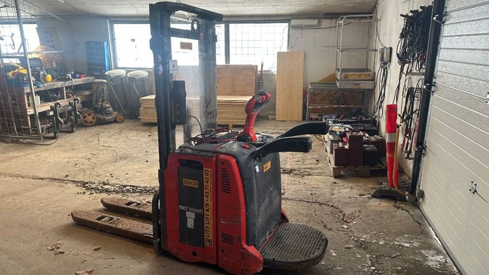 Frontstapler του τύπου Linde E12, Gebrauchtmaschine σε Rødovre (Φωτογραφία 1)