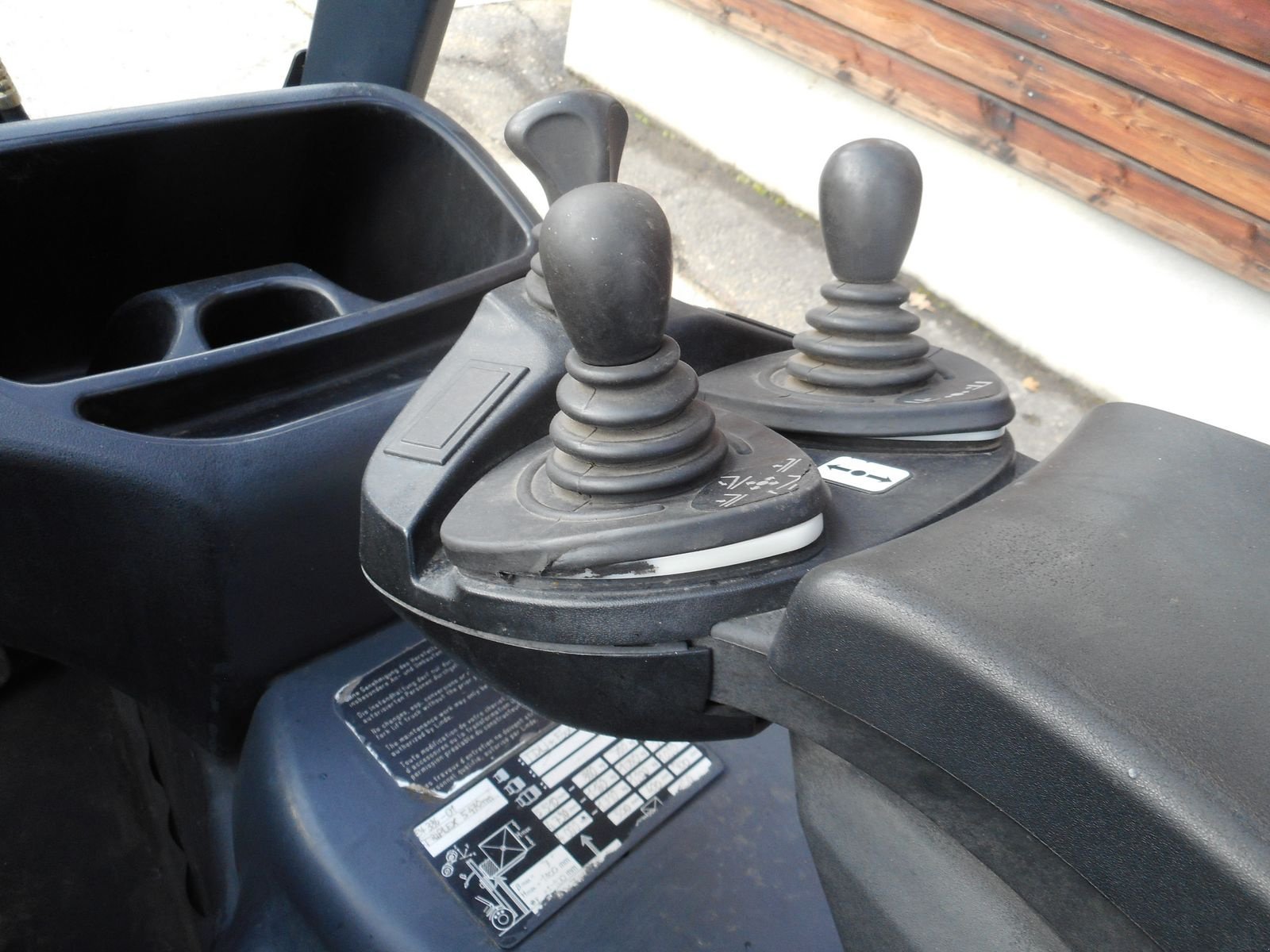 Frontstapler типа Linde E14-00 Triplex 5,5m + SS ( BATT. 2021 ), Gebrauchtmaschine в St. Nikolai ob Draßling (Фотография 8)