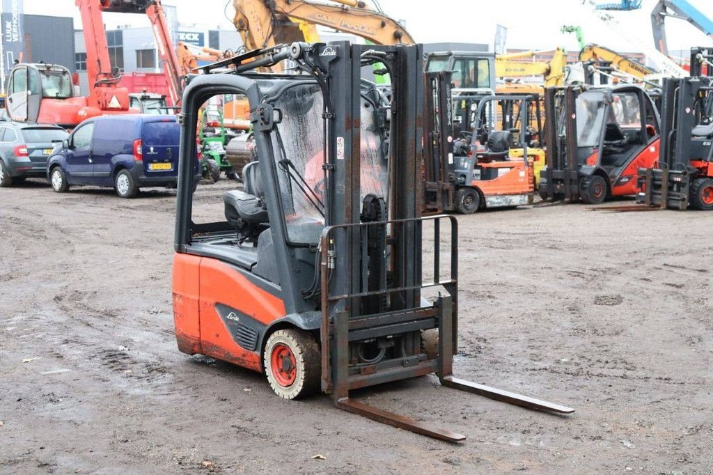 Frontstapler of the type Linde E14-02, Gebrauchtmaschine in Antwerpen (Picture 8)