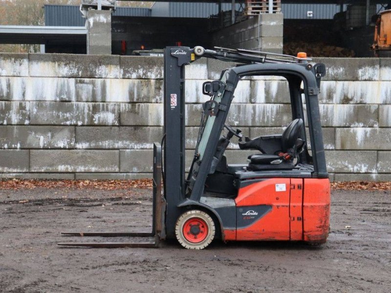 Frontstapler of the type Linde E14-02, Gebrauchtmaschine in Antwerpen (Picture 1)