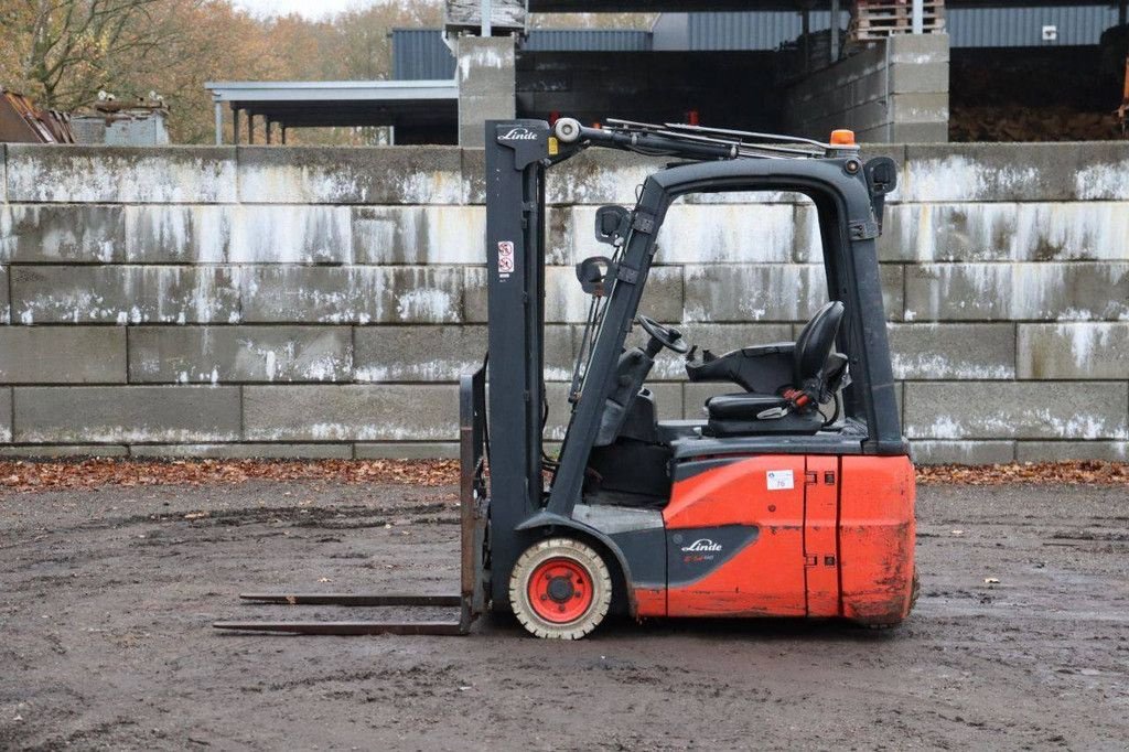 Frontstapler of the type Linde E14-02, Gebrauchtmaschine in Antwerpen (Picture 2)