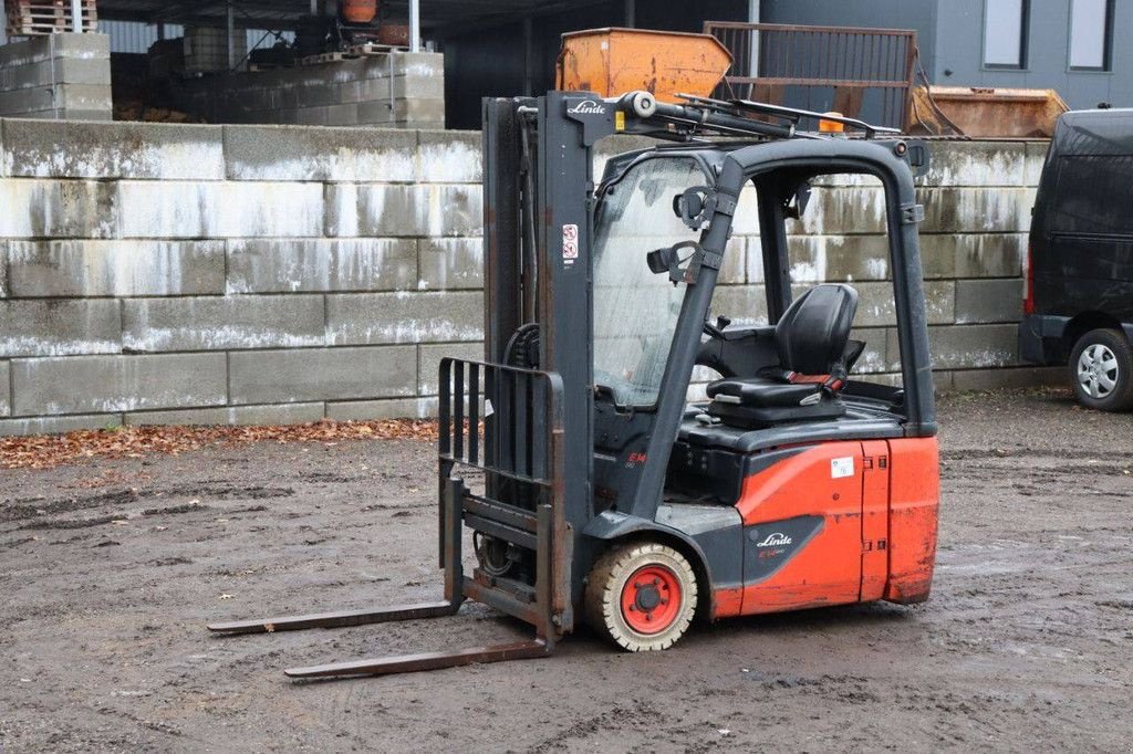 Frontstapler of the type Linde E14-02, Gebrauchtmaschine in Antwerpen (Picture 10)