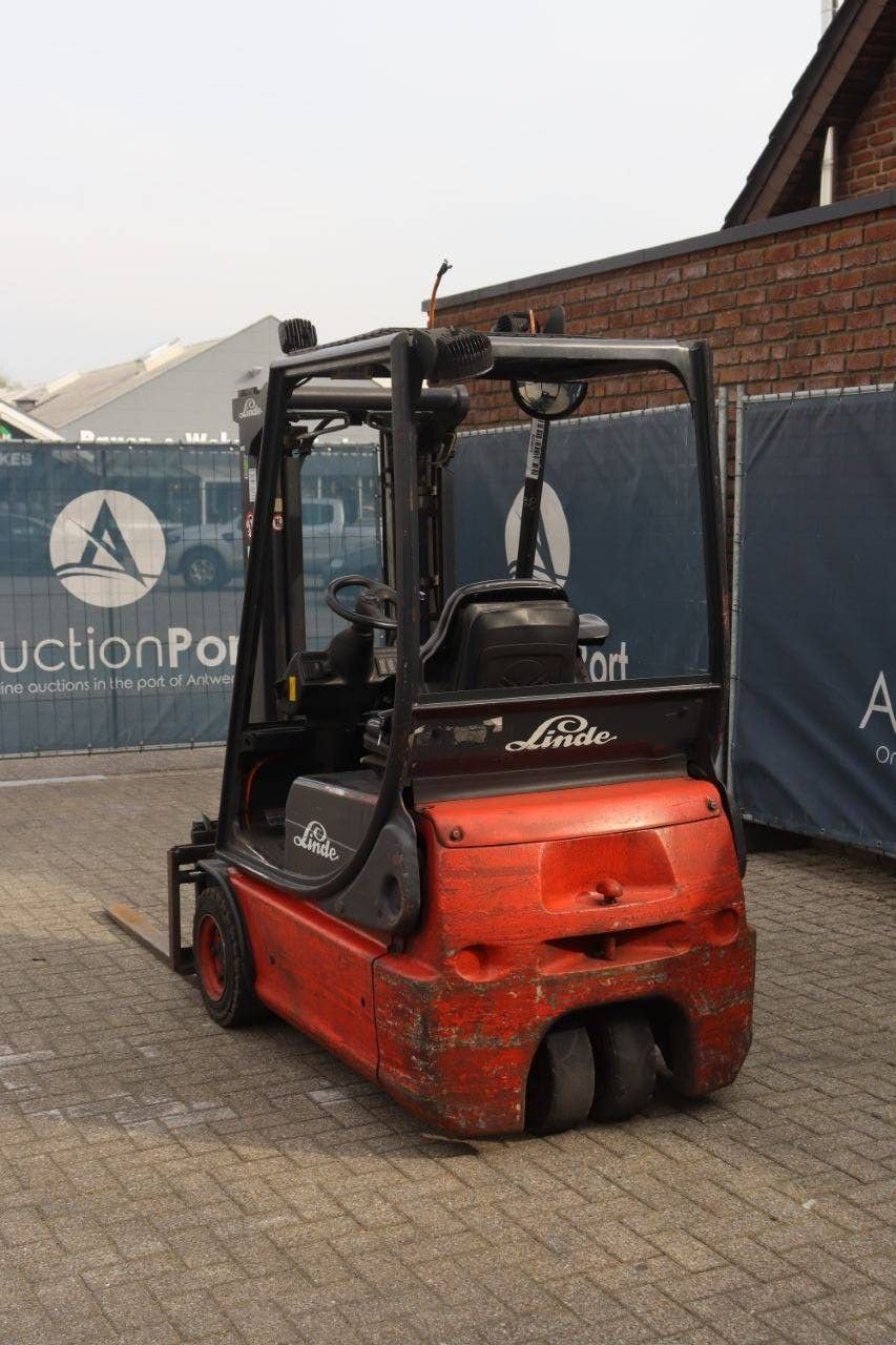 Frontstapler Türe ait Linde E14-02, Gebrauchtmaschine içinde Antwerpen (resim 4)