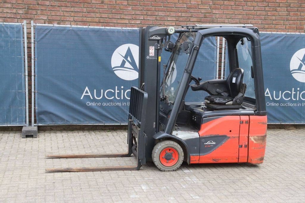 Frontstapler a típus Linde E14-02, Gebrauchtmaschine ekkor: Antwerpen (Kép 1)