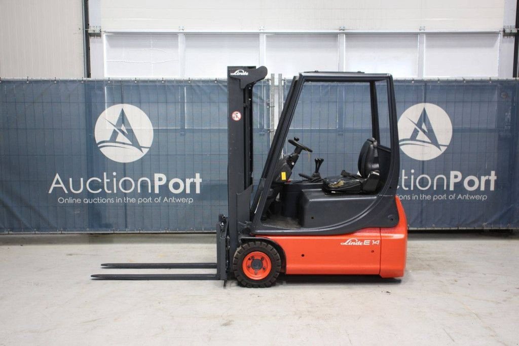 Frontstapler des Typs Linde E14, Gebrauchtmaschine in Antwerpen (Bild 2)