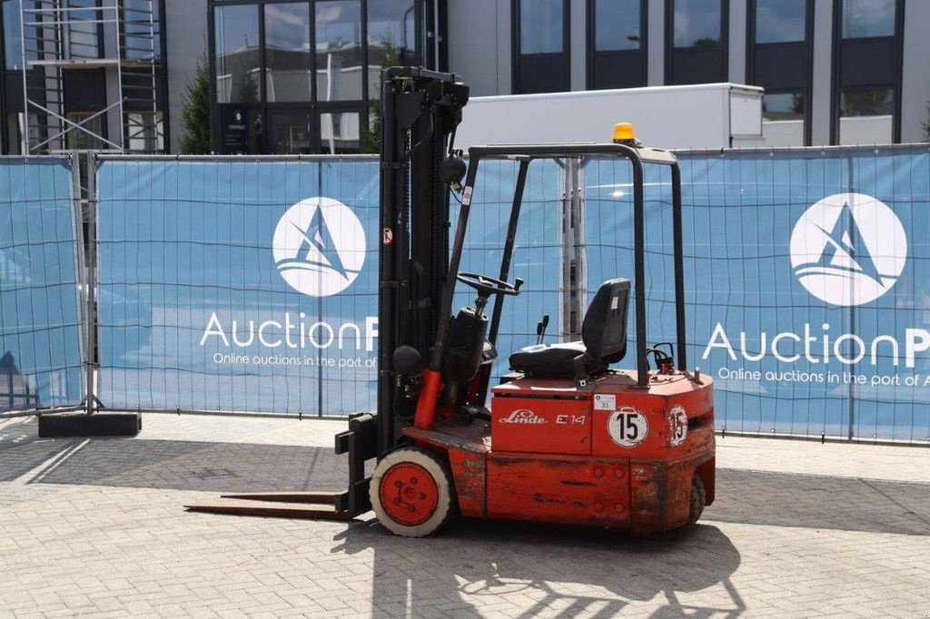 Frontstapler typu Linde E14, Gebrauchtmaschine v Antwerpen (Obrázek 3)
