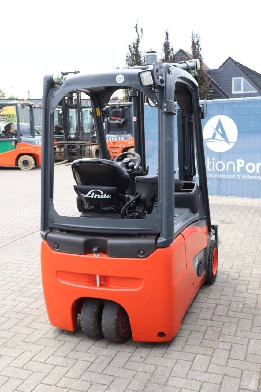 Frontstapler типа Linde E15-02, Gebrauchtmaschine в Antwerpen (Фотография 7)