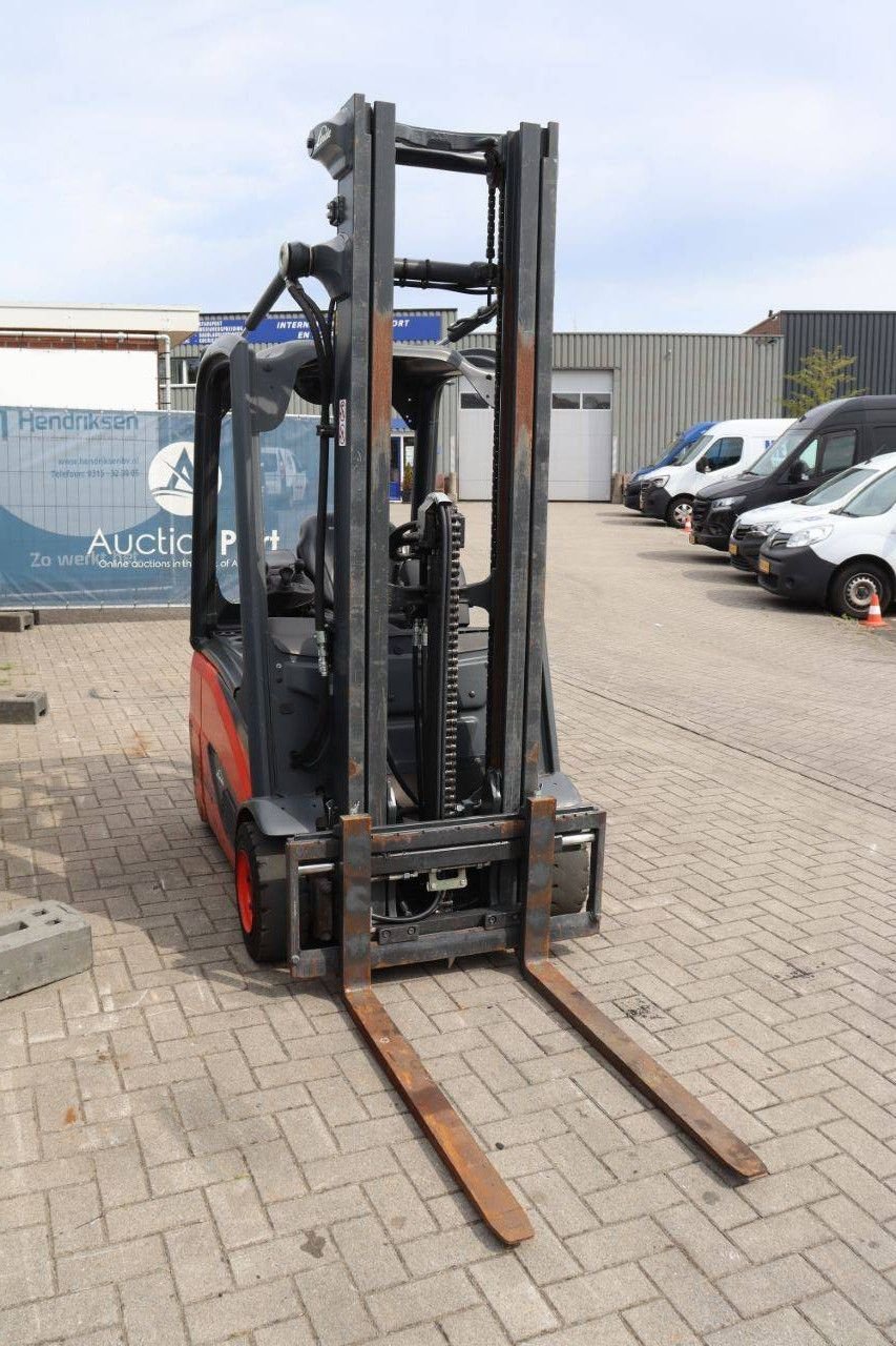 Frontstapler van het type Linde E15-02, Gebrauchtmaschine in Antwerpen (Foto 8)