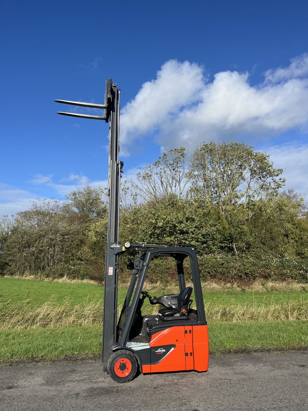 Frontstapler typu Linde E15-02, Gebrauchtmaschine v Lelystad (Obrázek 3)