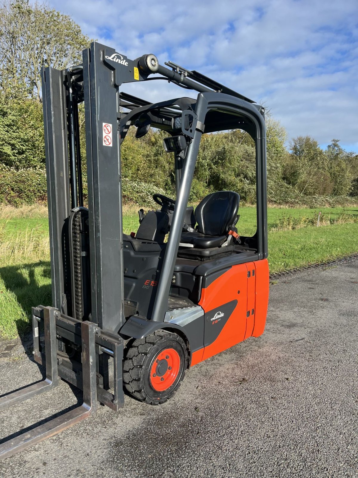 Frontstapler typu Linde E15-02, Gebrauchtmaschine v Lelystad (Obrázek 5)