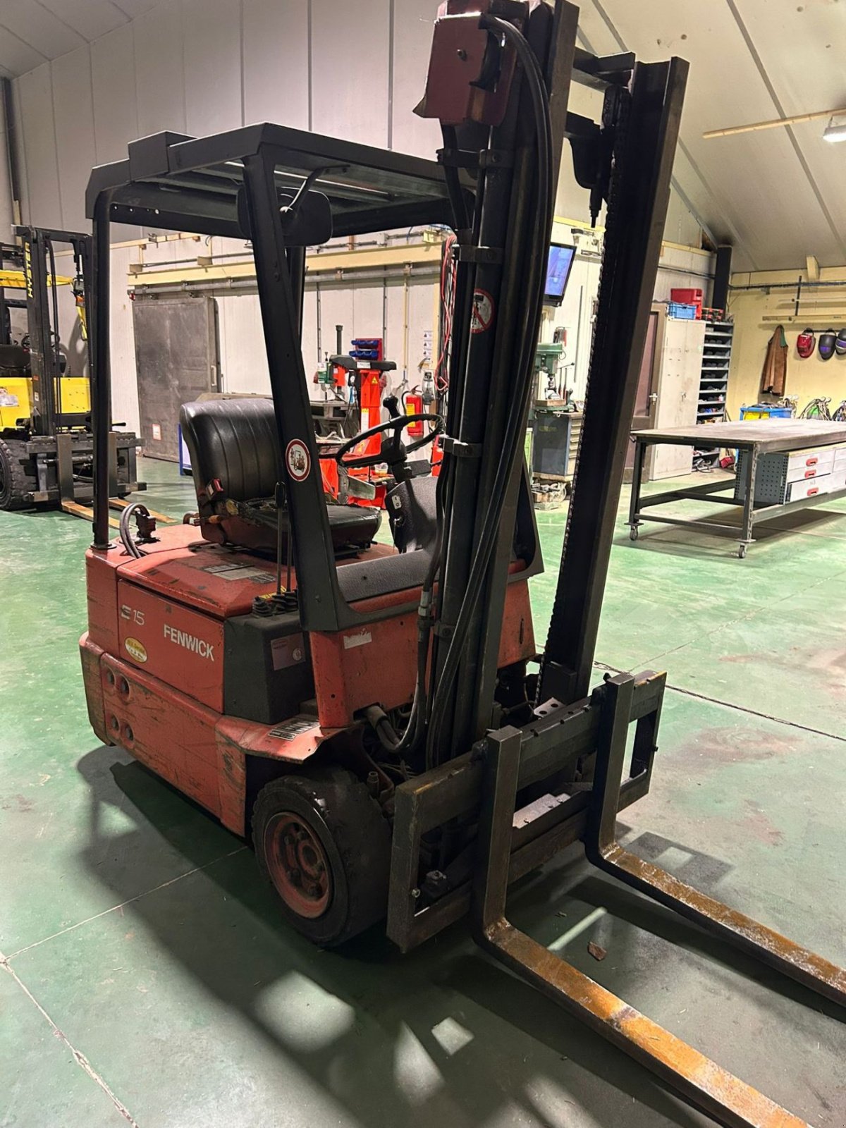 Frontstapler typu Linde e15, Gebrauchtmaschine v Heythuysen (Obrázek 2)