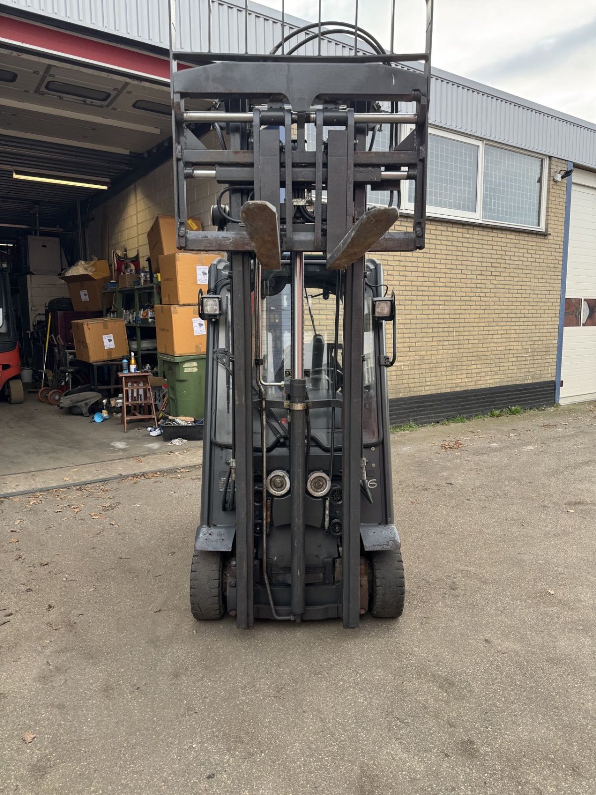 Frontstapler del tipo Linde E16-01 386, Gebrauchtmaschine In Oldenzaal (Immagine 10)