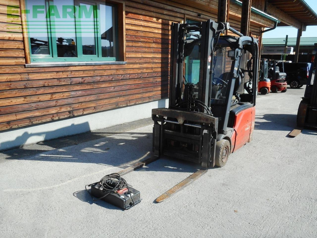 Frontstapler Türe ait Linde e16-01 triplex + ss ( batt. 12/2018 ), Gebrauchtmaschine içinde ST. NIKOLAI/DR. (resim 2)