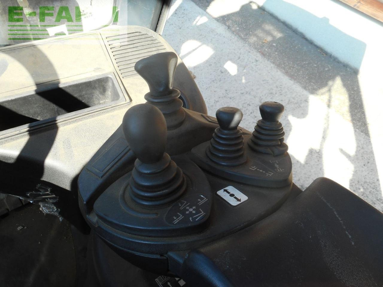 Frontstapler Türe ait Linde e16-01 triplex + ss ( batt. 12/2018 ), Gebrauchtmaschine içinde ST. NIKOLAI/DR. (resim 11)