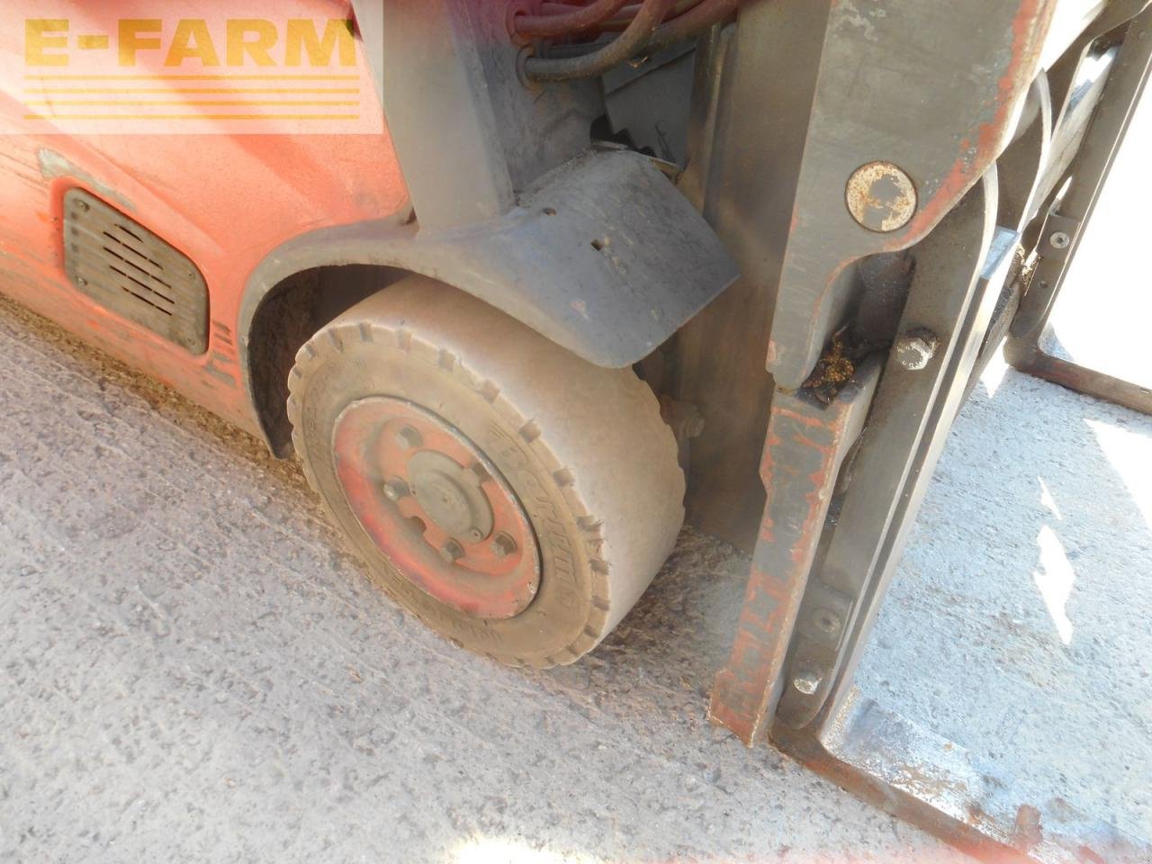 Frontstapler Türe ait Linde e16-01 triplex + ss ( batt. 12/2018 ), Gebrauchtmaschine içinde ST. NIKOLAI/DR. (resim 15)