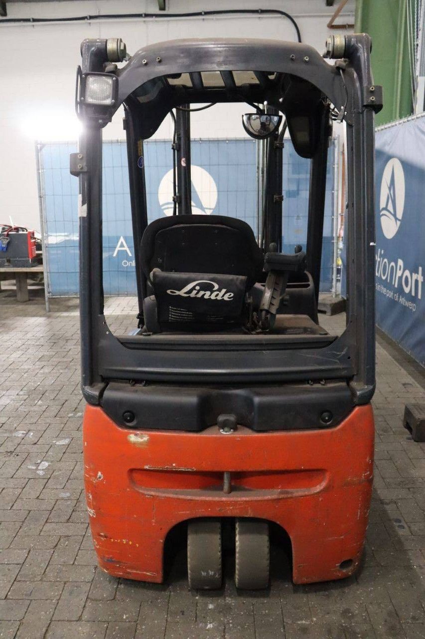 Frontstapler del tipo Linde E16-01, Gebrauchtmaschine In Antwerpen (Immagine 5)