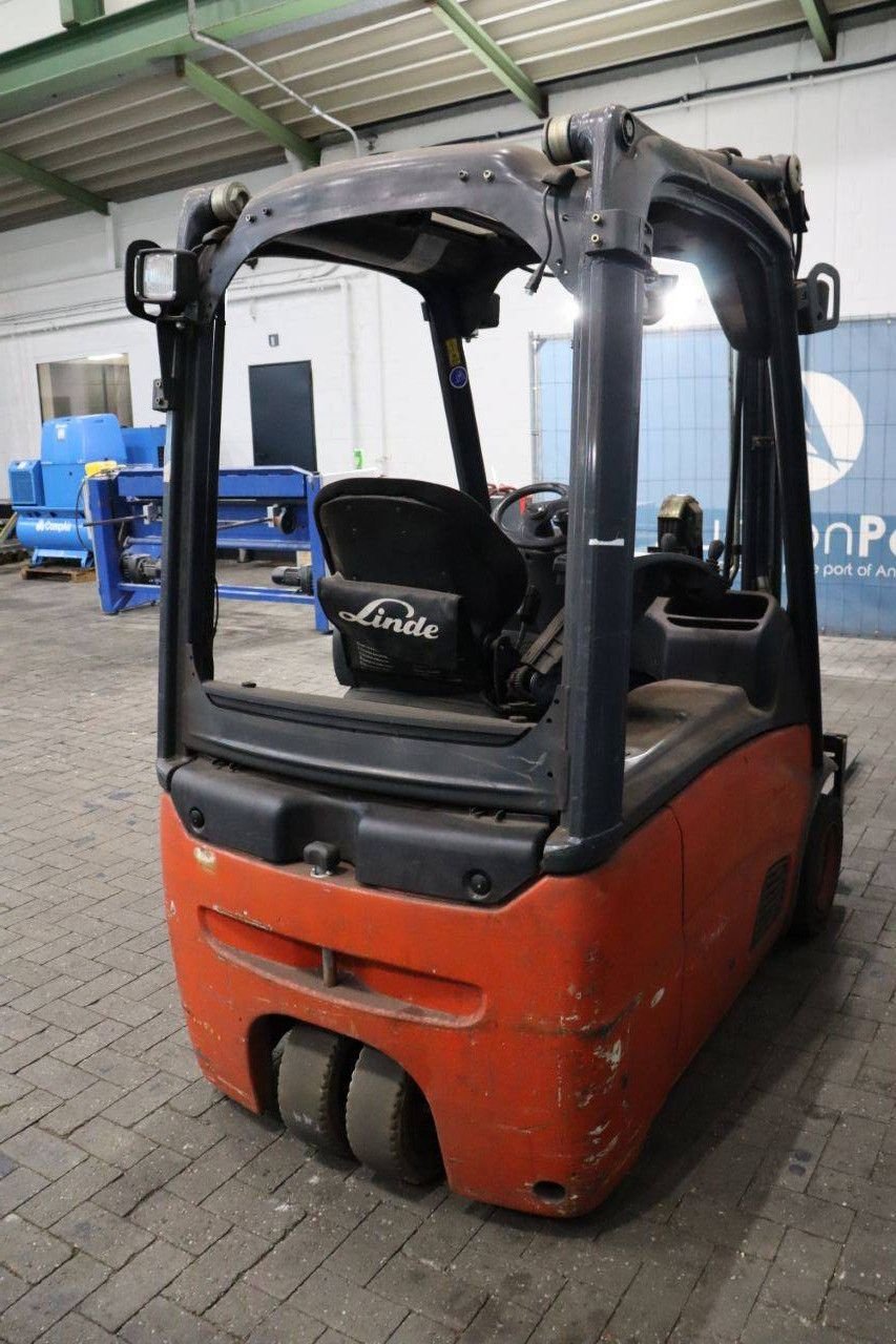 Frontstapler del tipo Linde E16-01, Gebrauchtmaschine In Antwerpen (Immagine 7)