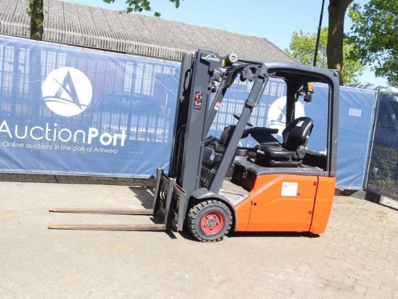 Frontstapler typu Linde E16-01, Gebrauchtmaschine v Antwerpen (Obrázok 1)