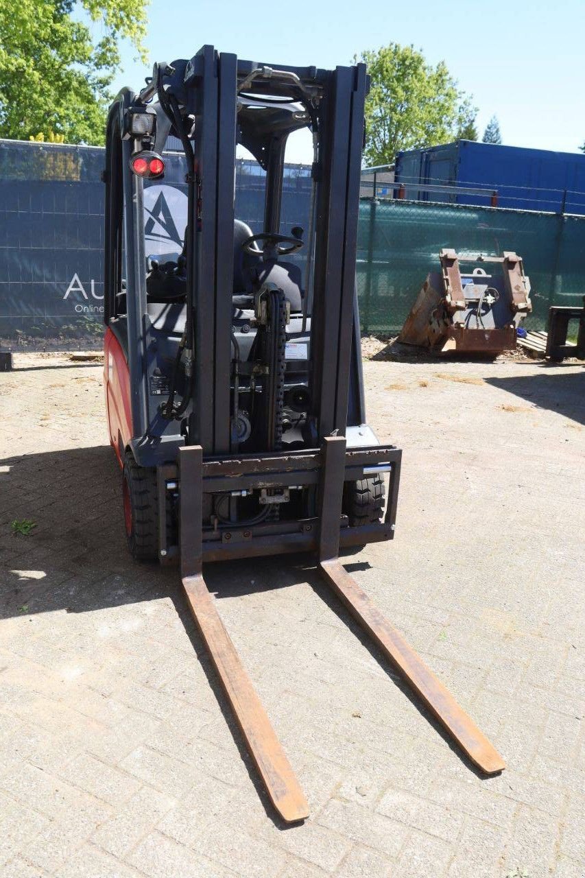 Frontstapler typu Linde E16-01, Gebrauchtmaschine v Antwerpen (Obrázok 8)