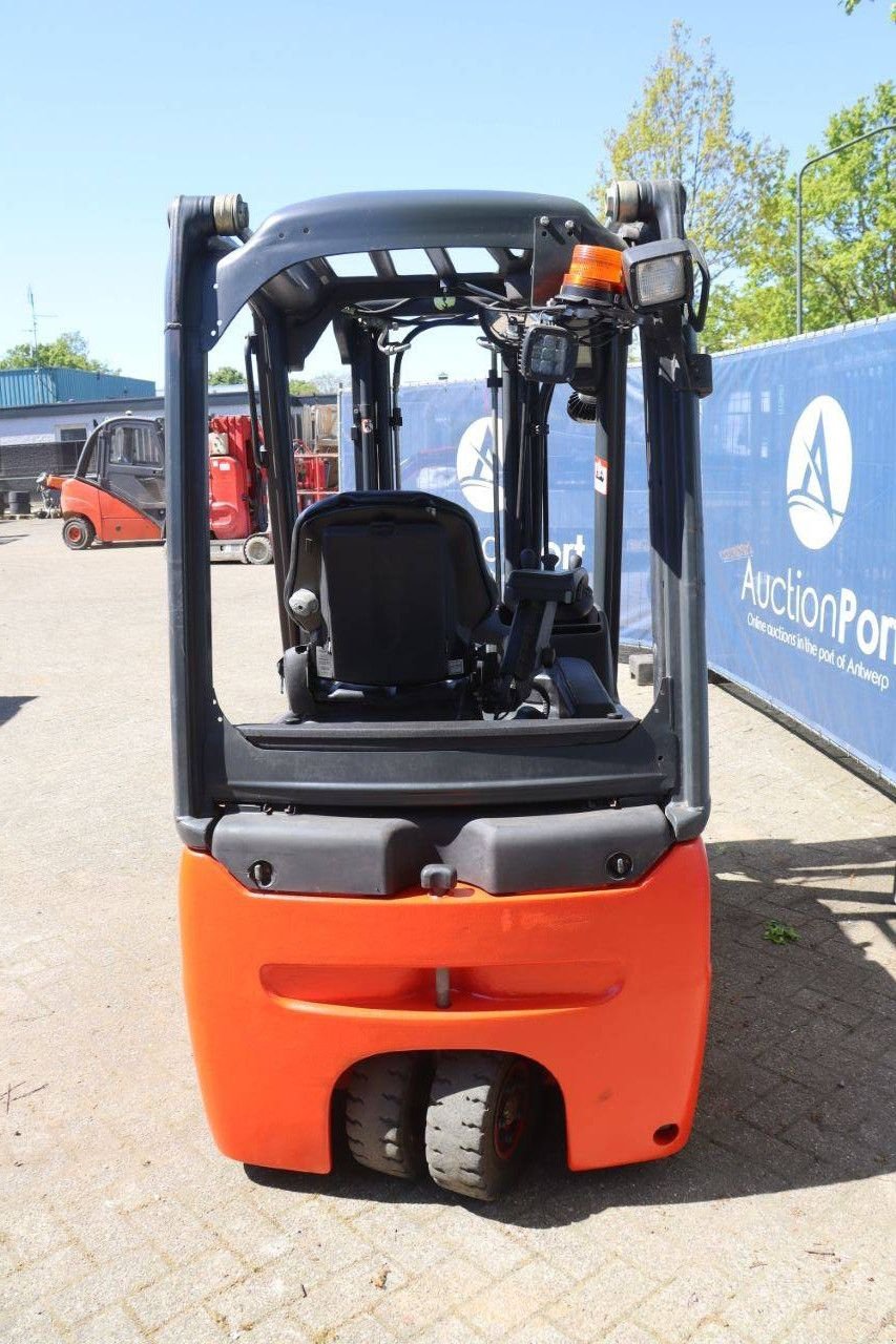 Frontstapler typu Linde E16-01, Gebrauchtmaschine v Antwerpen (Obrázok 5)